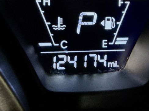 Used 2015 Hyundai Elantra SE w/ Option Group 03 FWD image 4