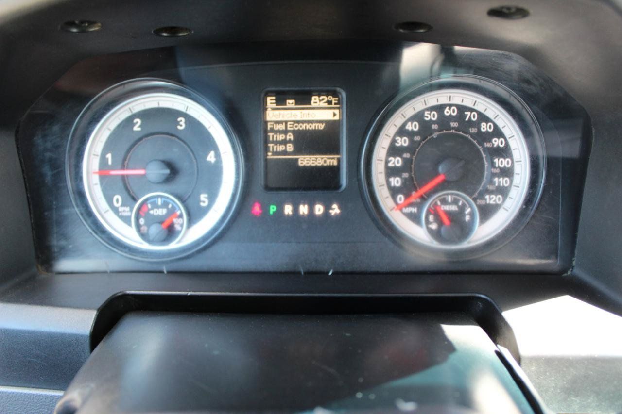 Used 2014 RAM 2500 Tradesman w/ Chrome Appearance Group AWD/4WD image 24