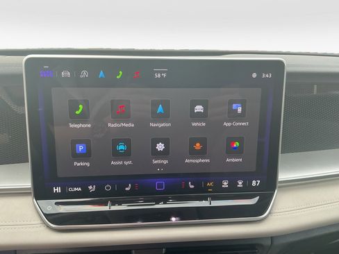 Used 2025 Volkswagen Tiguan SE image 20