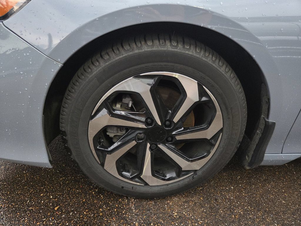 Used 2022 Honda Accord Sport image 4