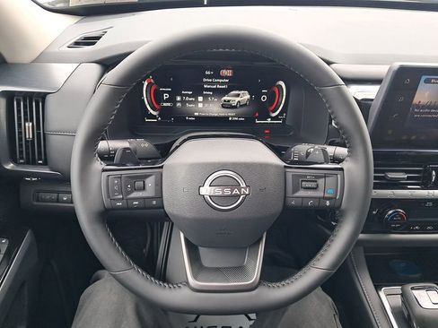 New 2026 Nissan Pathfinder SL w/ Lighting Package AWD/4WD image 15