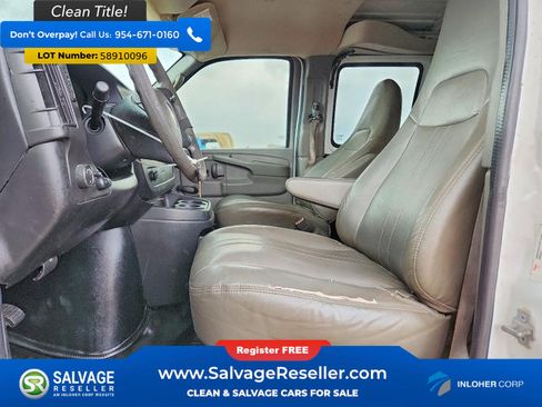 Used 2012 Chevrolet Express 1500 RWD image 9