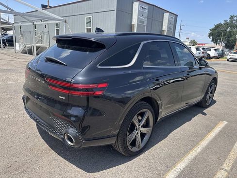 Used 2023 Genesis GV70 2.5T w/ Sport Prestige Package AWD/4WD image 7