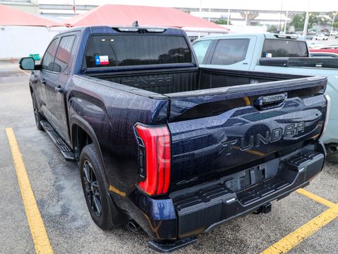 Used 2025 Toyota Tundra Limited AWD/4WD image 10