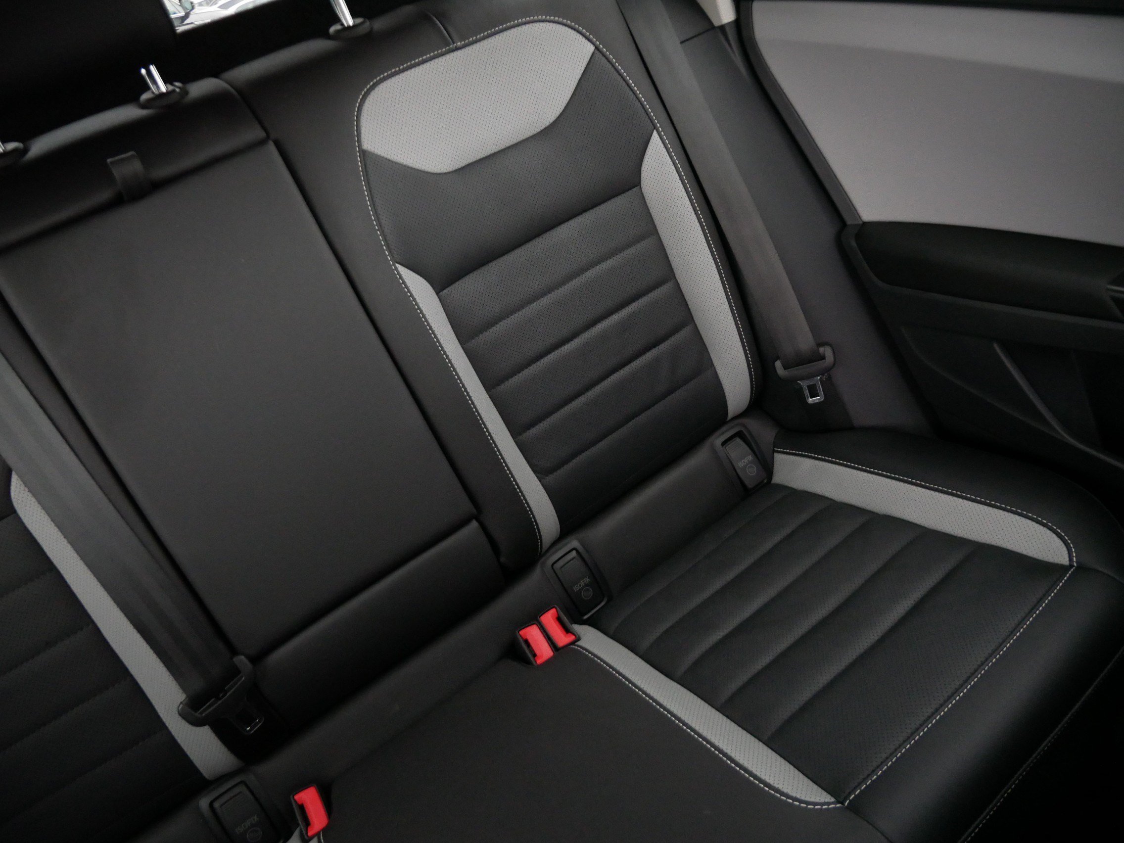 Certified 2023 Volkswagen Taos SEL AWD/4WD image 14