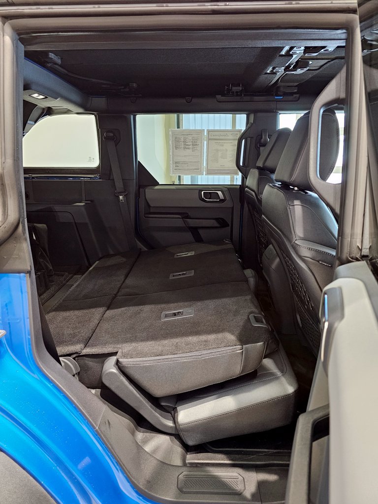 Used 2024 Ford Bronco Big Bend w/ Sasquatch Package AWD/4WD image 38