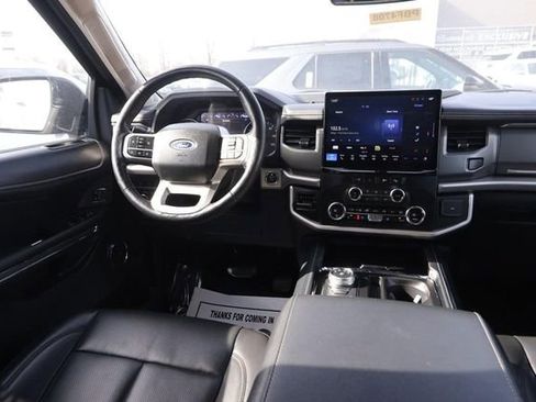 Used 2024 Ford Expedition Max XLT image 23