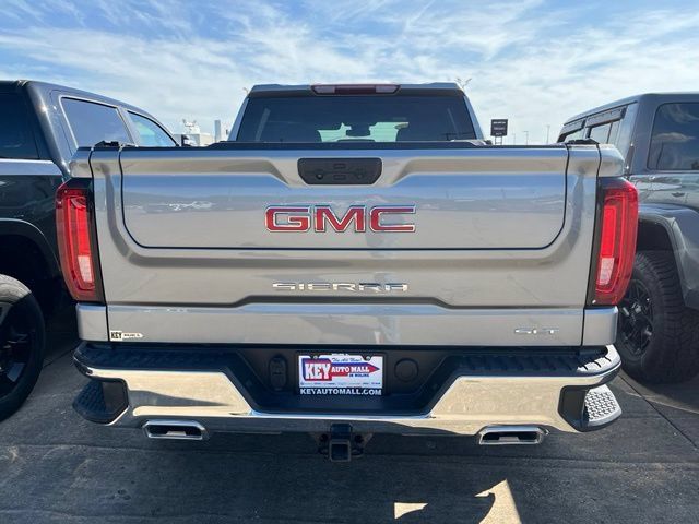 Used 2024 GMC Sierra 1500 SLT w/ X31 Off-Road Package AWD/4WD image 7