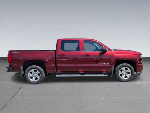 Used 2017 Chevrolet Silverado 1500 LT w/ All Star Edition AWD/4WD image 6