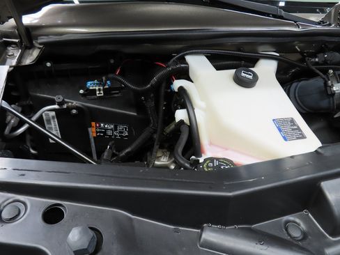 Used 2021 GMC Savana 2500 image 23