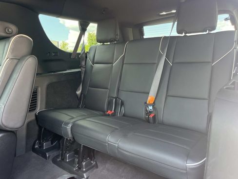 Certified 2024 Cadillac Escalade ESV Premium Luxury AWD/4WD image 19