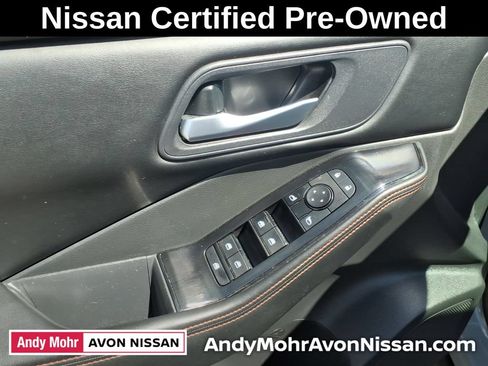 Certified 2025 Nissan Rogue SV AWD/4WD image 16