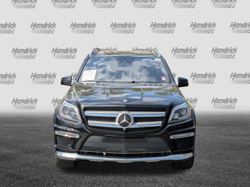 Used 2016 Mercedes-Benz GL 550 4MATIC image 3