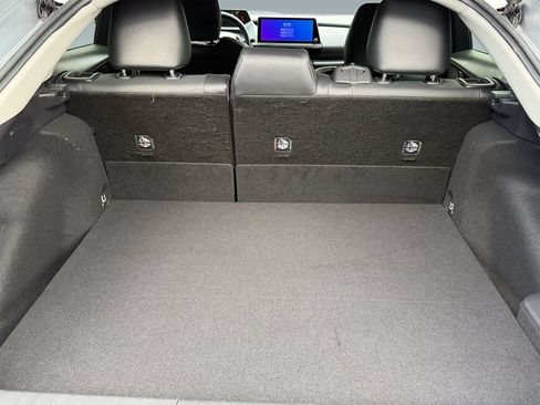 Used 2024 Toyota Prius Limited FWD image 25
