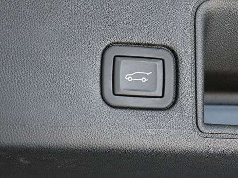 Used 2023 GMC Terrain SLE w/ Driver Convenience Package AWD/4WD image 21