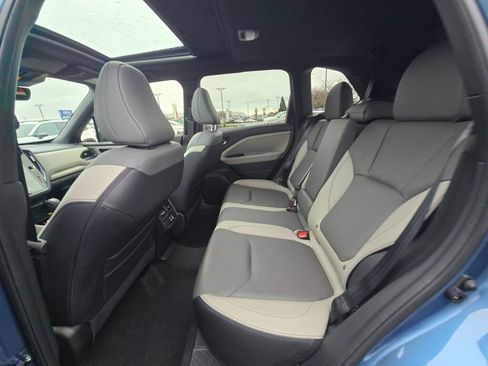 Certified 2025 Subaru Forester Limited image 12