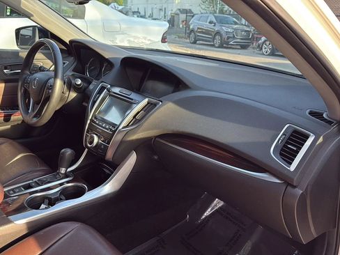 Used 2015 Acura TLX FWD image 22