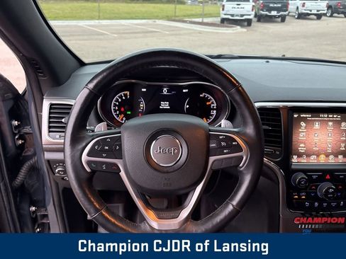Used 2017 Jeep Grand Cherokee Altitude image 23