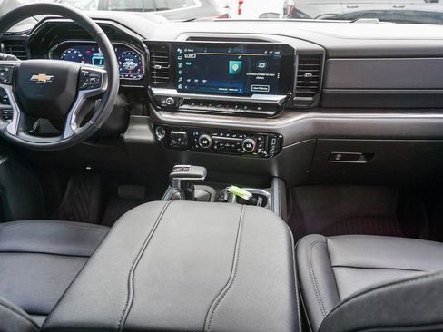 Used 2023 Chevrolet Silverado 1500 LTZ w/ LTZ Premium Package AWD/4WD image 14