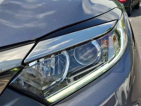 Used 2021 Honda HR-V EX-L image 13