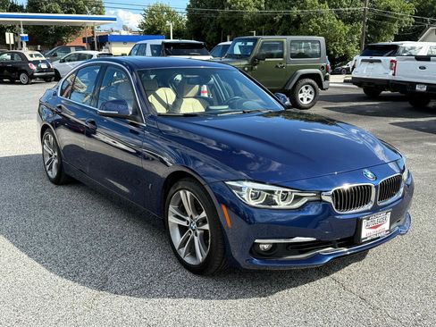 Used 2018 BMW 330e image 11