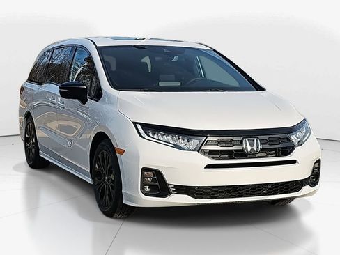 New 2026 Honda Odyssey Sport-L image 3