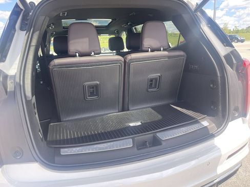 Certified 2023 Cadillac XT6 Premium Luxury w/ LPO, Floor Liner Package AWD/4WD image 16