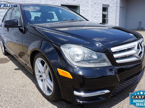 Used 2012 Mercedes-Benz C 300 4MATIC Sedan image 7
