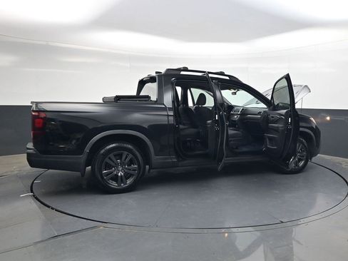 Used 2017 Honda Ridgeline Sport image 34