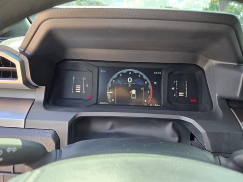 Used 2024 Toyota Tacoma SR5 AWD/4WD image 23