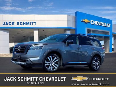 Used 2024 Nissan Pathfinder Platinum w/ Lighting Package (N93)