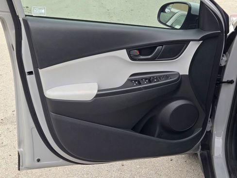 Certified 2022 Hyundai Kona SE image 25