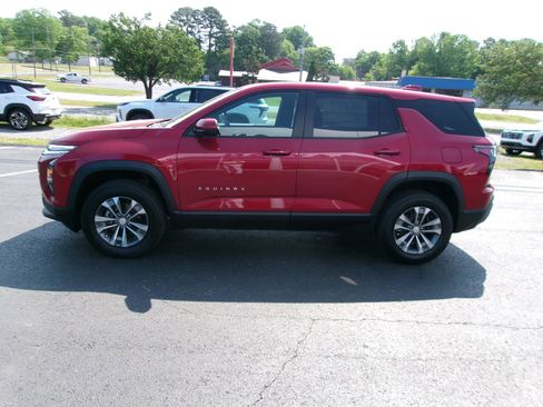 New 2026 Chevrolet Equinox LT FWD image 6