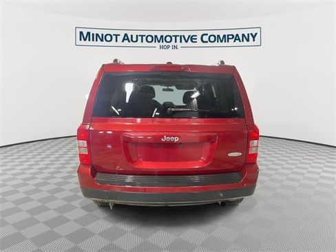 Used 2014 Jeep Patriot Latitude image 7