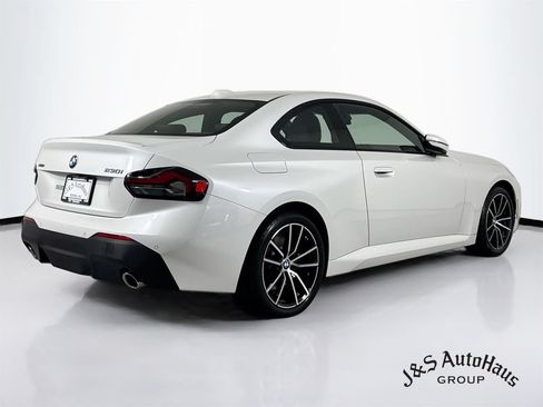 Used 2024 BMW 230i xDrive Coupe w/ Convenience Package AWD/4WD image 7