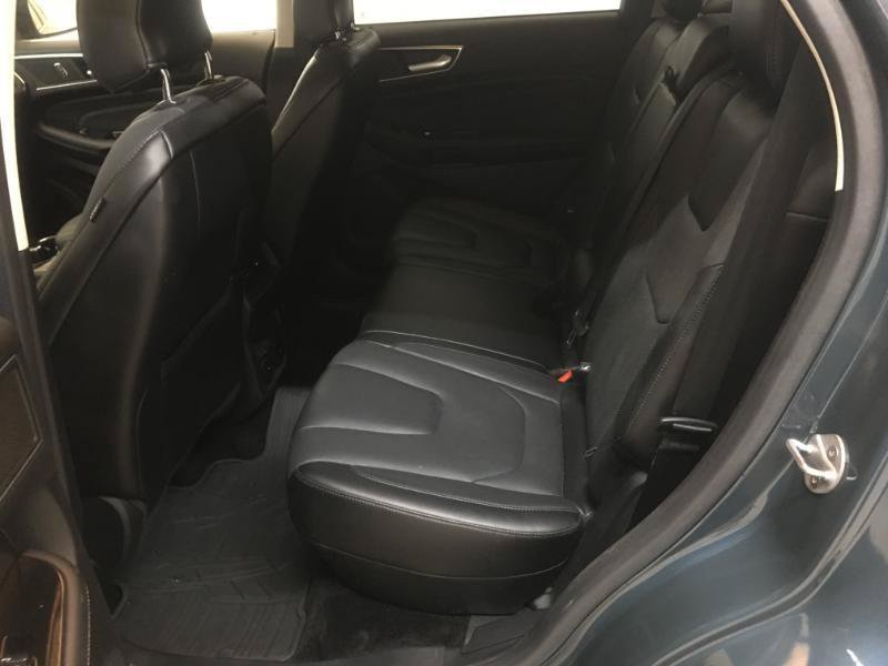Used 2016 Ford Edge Titanium w/ Equipment Group 301A AWD/4WD image 10