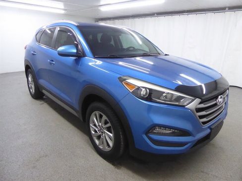 Used 2017 Hyundai Tucson SE image 1