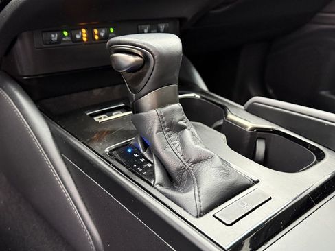 Used 2023 Lexus ES 250 w/ Premium Package image 29