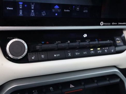 Used 2023 Toyota Tundra Capstone image 19