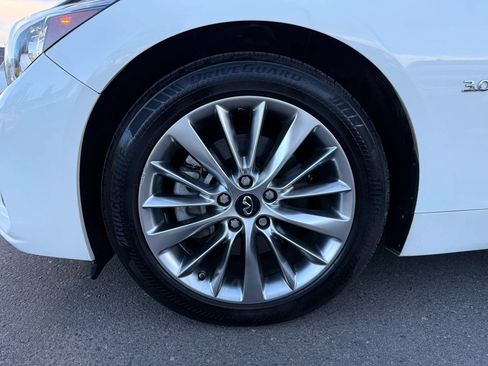 Used 2019 INFINITI Q50 Luxe w/ Essential Package (3.0T Luxe) AWD/4WD image 42