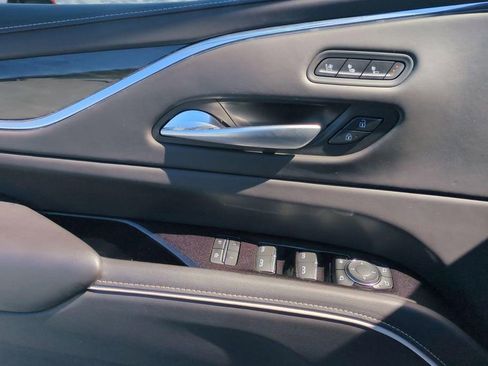 Certified 2024 Cadillac Escalade V w/ Heavy-Duty Trailer Package image 25