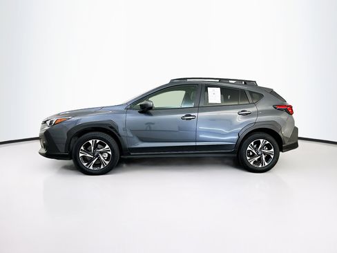 Used 2024 Subaru Crosstrek 2.0i Premium image 4