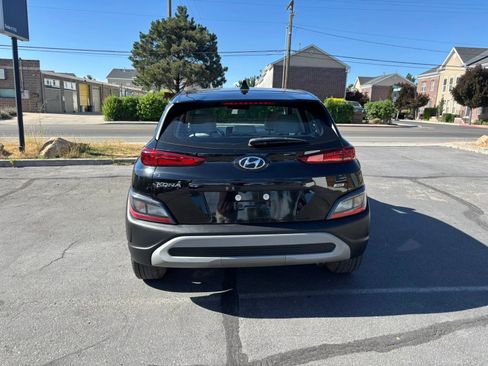 Used 2023 Hyundai Kona SE w/ Cargo Package AWD/4WD image 6