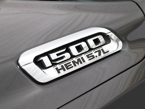 Used 2020 RAM 1500 Laramie AWD/4WD image 10