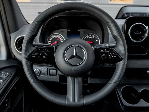 New 2026 Mercedes-Benz Sprinter 2500 image 15