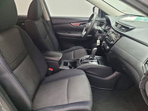 Used 2017 Nissan Rogue S image 21