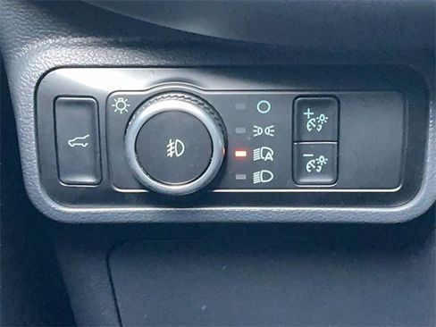 Used 2025 Ford Explorer ST-Line image 40