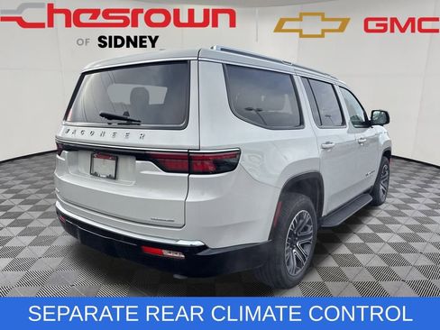 Used 2022 Jeep Wagoneer Series III image 5