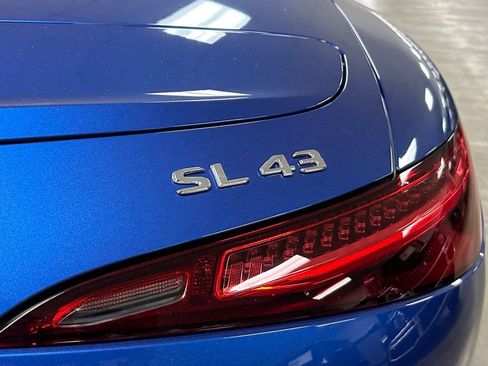 Used 2024 Mercedes-Benz SL 43 AMG image 11
