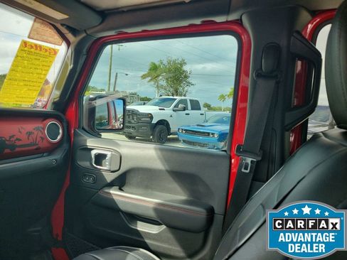 Used 2020 Jeep Gladiator Rubicon image 13